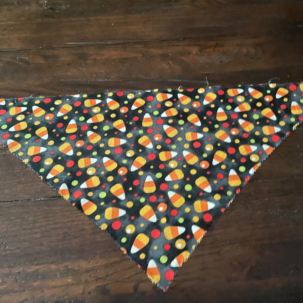 🎉3X Host Pick 🎉Dog Bandanas - set of 3 - Picture 3 of 5